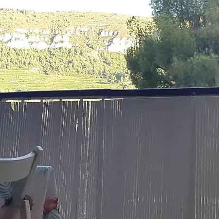 アパート Au Calme, 200m Du Centre T2 Avec Balcon Et Parking カシ