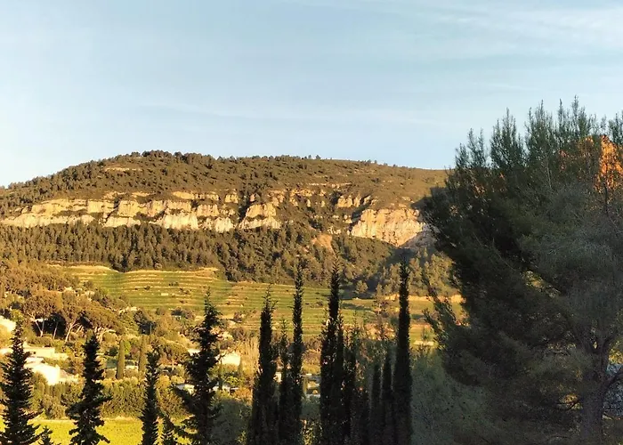 Au Calme, 200m Du Centre T2 Avec Balcon Et Parking Апартаменты